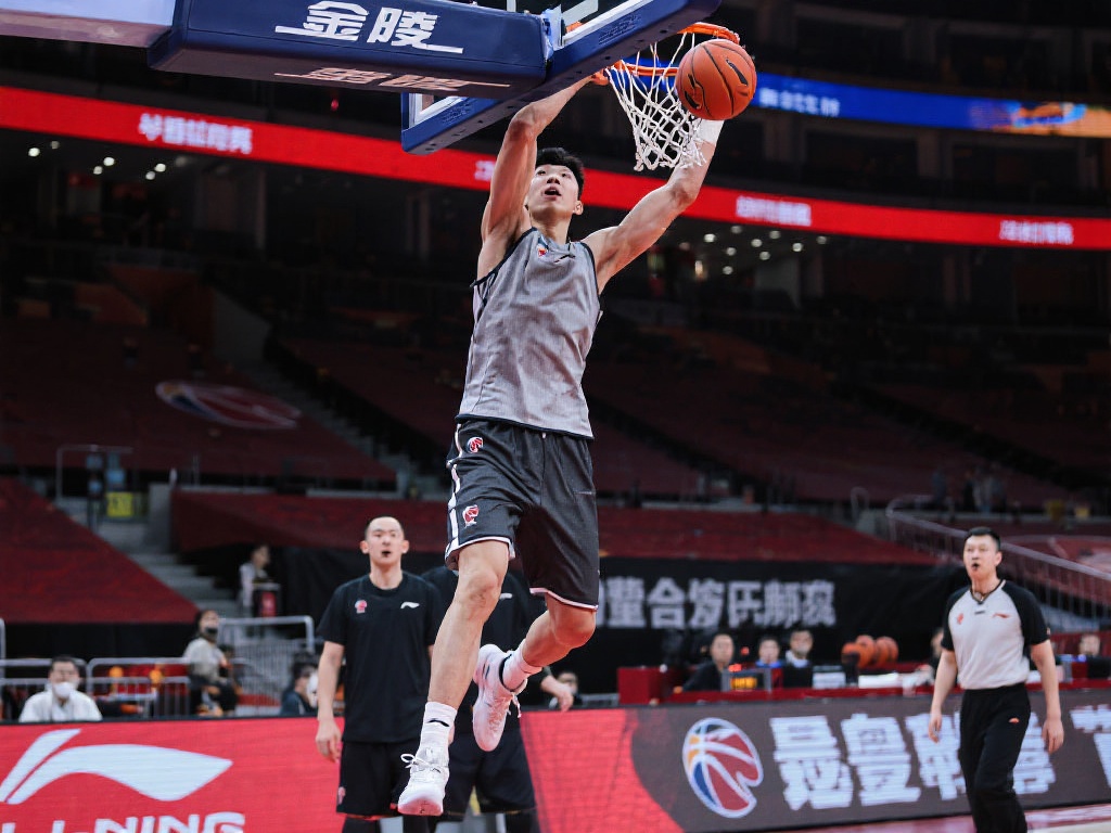 甚至更少 甚至更少