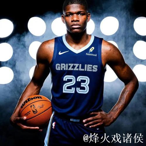 考沃德高效发挥,全场23分钟贡献12分2篮板2助 考沃德高效发挥,全场23分钟贡献12分2篮板2助