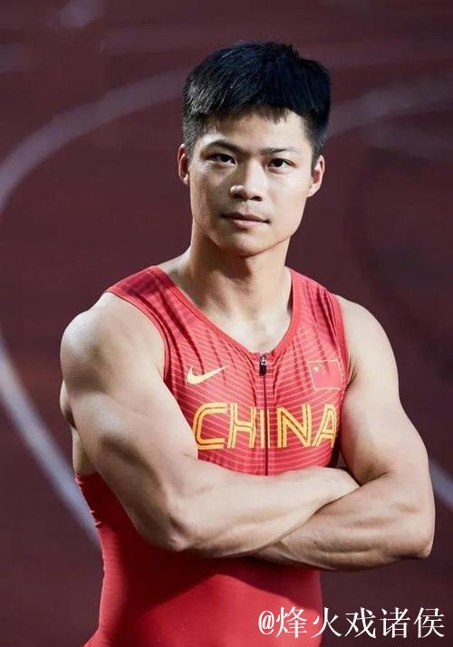 苏炳添谈年轻选手成长:交接班已无忧 苏炳添谈年轻选手成长:交接班已无忧